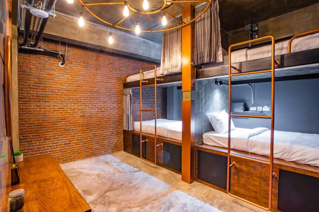 Kaen Hostel Pattaya Extérieur photo